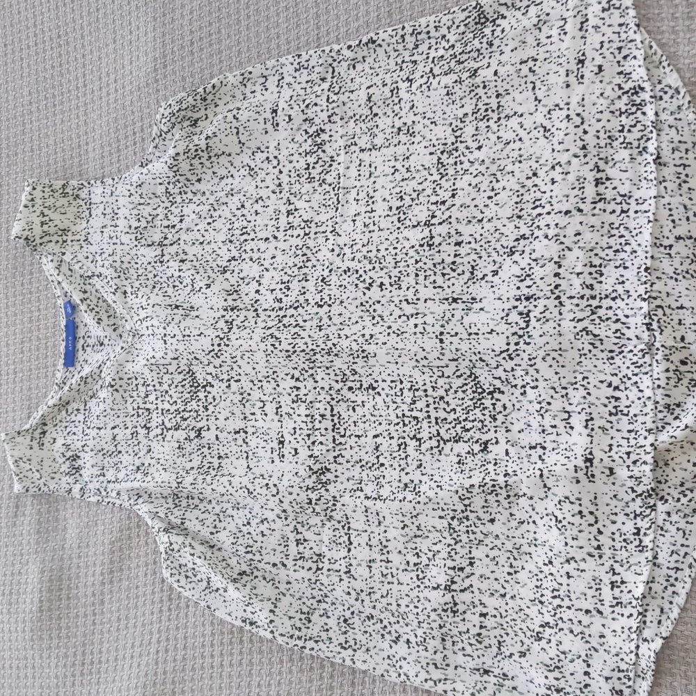 Apt. 9 Monochrome Sleeveless Blouse